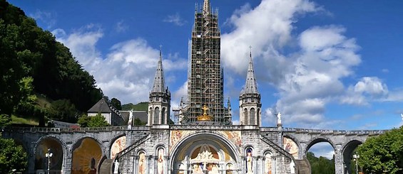 Santuario de Nuestra Señora de Lourdes, Lourdes, Francia