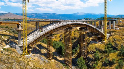 Puente en arco Eresma, Segovia, España