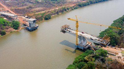 Puente sobre el río Cuiaba, Brasil